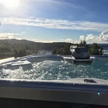 Otel Saltstraumen Og Fjordhytter 3*