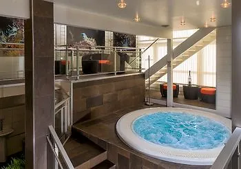 Saltstraumen Og Fjordhytter Otel